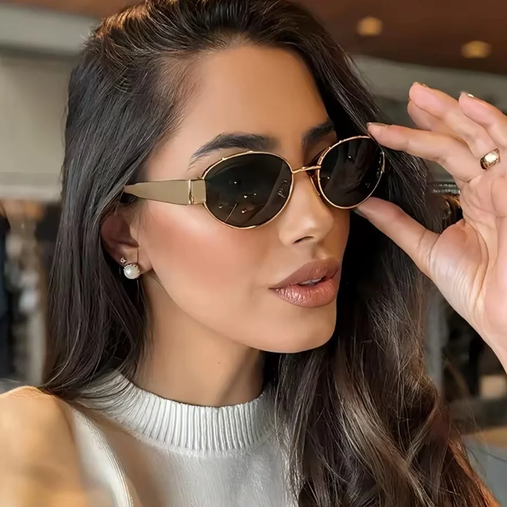 Retro Trendy Famous Black Gold Sunglasses - Picture 14 of 16